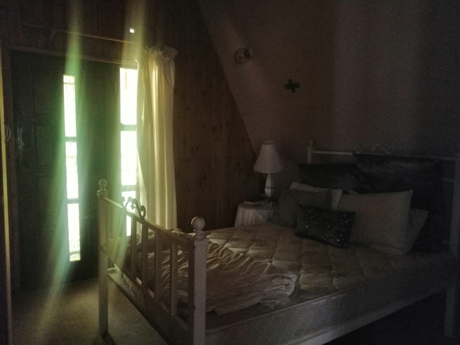 3 Bedroom Property for Sale in Viljoenskroon Rural Free State